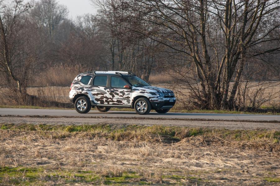  Dacia Duster Brave 2014 года  (IT) (фото 10 из 42)